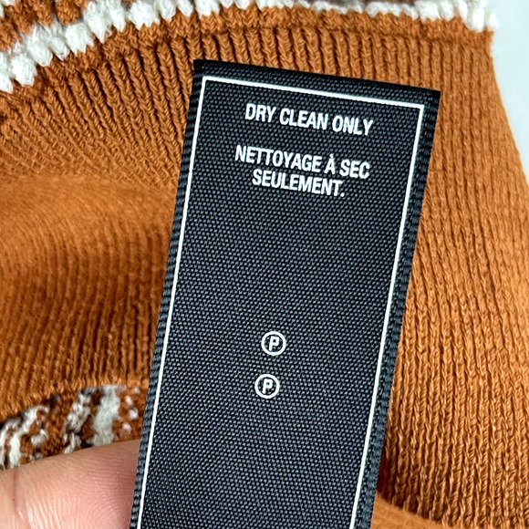 7 For All Mankind Brown and White V-Neck Sweater - Picture 7 of 11